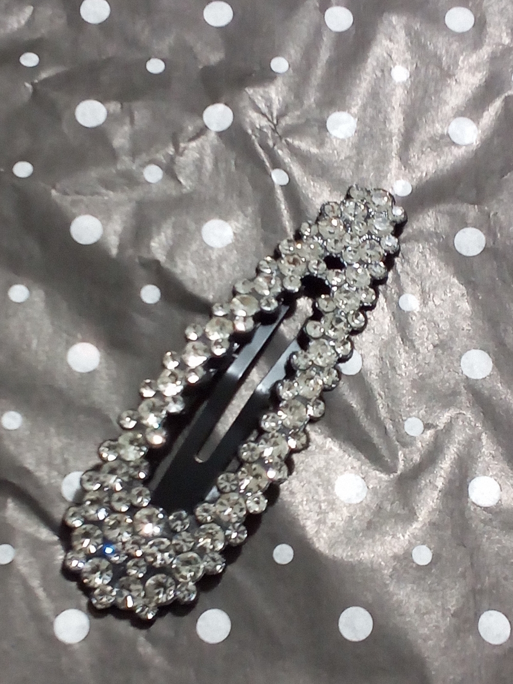 Crystal-Embellished Teardrop Hair Clip - Silver Sparkle - Picture 10 of 13
